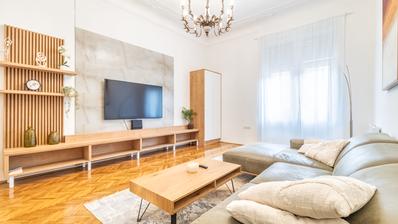 Zagreb, Donji grad, centar, prekrasan jednosoban stan 47 m²