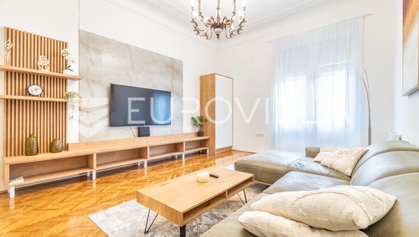 Zagreb, Donji grad, centar, prekrasan jednosoban stan 47 m²
