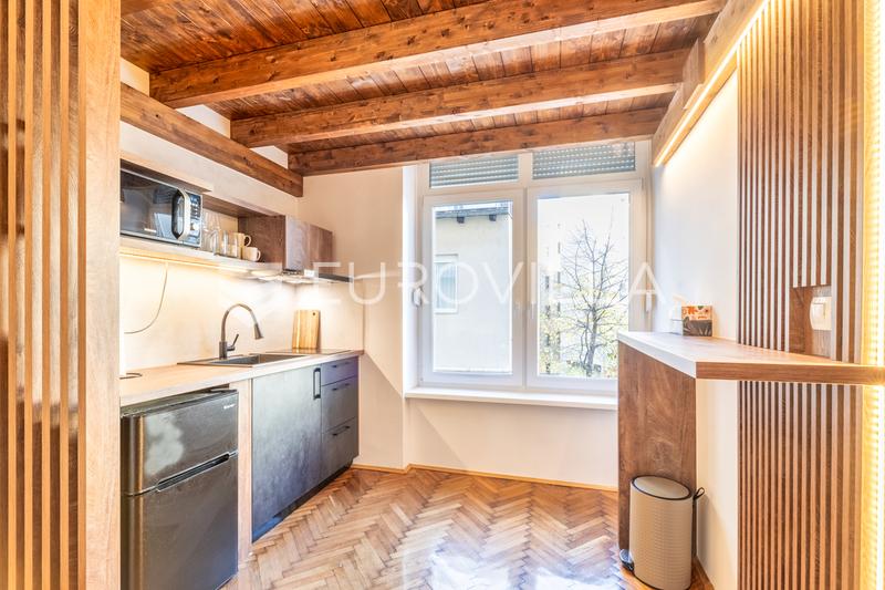 Zagreb, Donji grad, centar, prekrasan jednosoban stan 47 m2