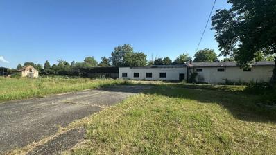 Staro Petrovo Selo - Gewerbegrundstück 28.476 m² mit bestehenden Gebäuden