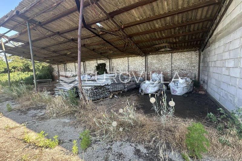 Staro Petrovo Selo - Terrain commercial de 28 476 m² avec structures existantes - 9