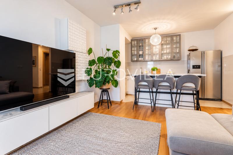 Split, Mejasi, excelente apartamento de dos dormitorios con plaza de garaje, 78 m² - 3