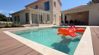 Ístria, Šišan, moderna casa geminada com piscina de 140 m³.