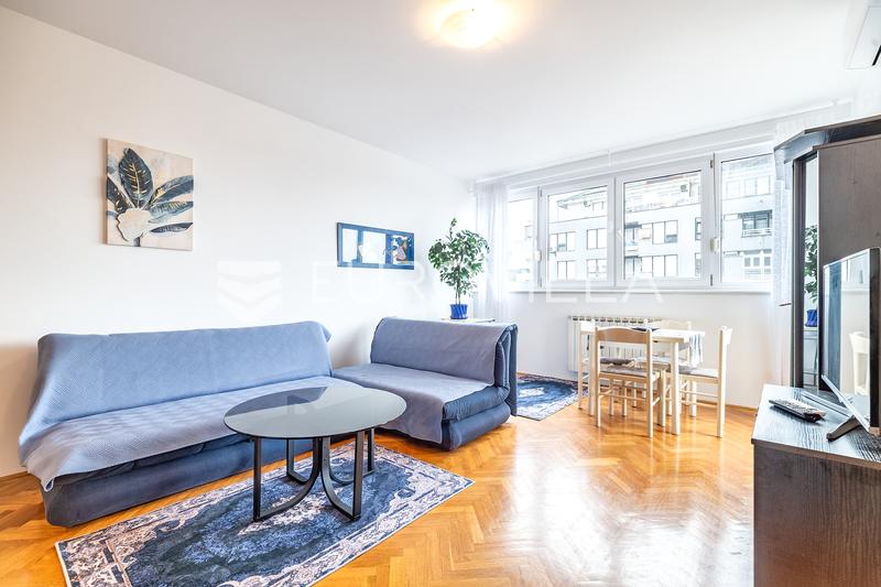 Zagreb, Miramarska, two-room apartment with an outdoor parking space, 60 m² - 2