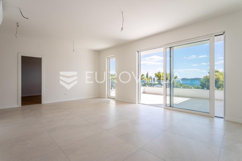 Seget Donji, modern, comfortable apartment in a new building with a sea view. - 1