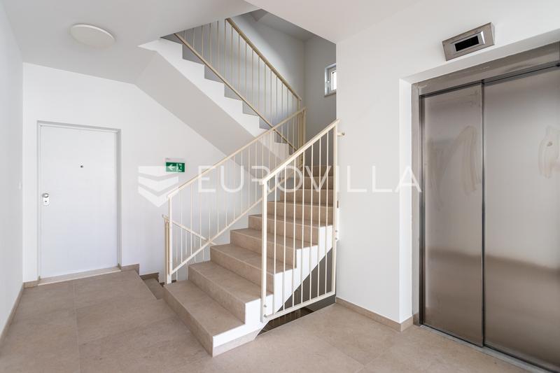 Seget Donji, modern, comfortable apartment in a new building with a sea view. - 12