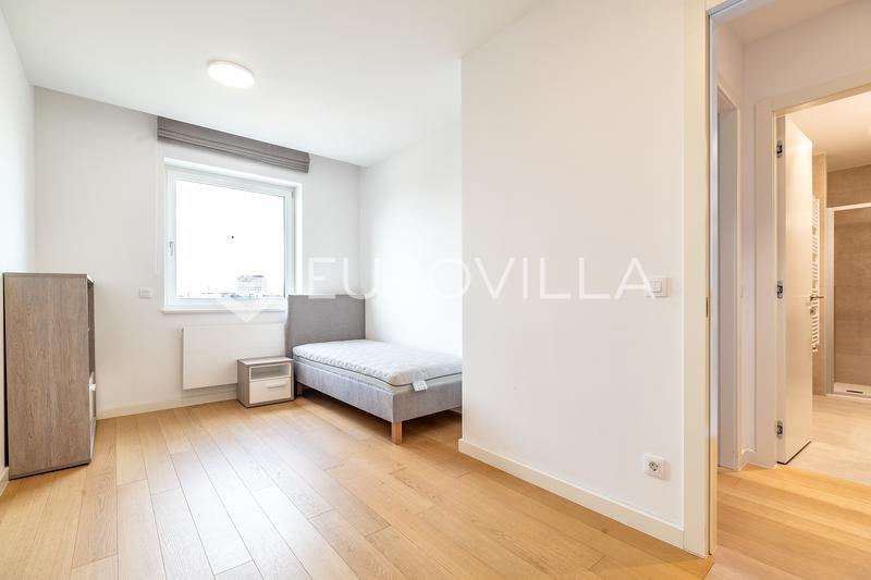 Zagreb, Heinzelova, treværelses lejlighed 128 m² med garage - 8