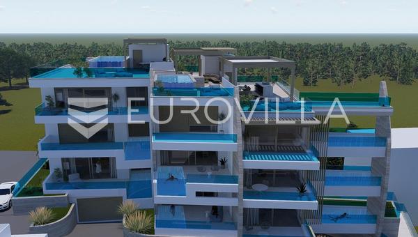Grebastica, luksuslejlighed, 1. sal, med pool og havudsigt, første række til havet, 91,33 m²