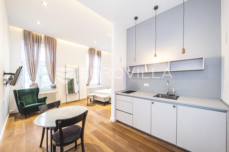 Zagreb, Center, modern one-bedroom apartment NKP 28 m2, OVERHEAD COSTS INCLUDED