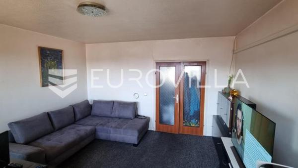 Zagreb, Ferenščica, prostran i funkcionalan trosobni stan, 83 m²