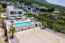 Podstrana, moradia recém-construída com piscina e vistas panorâmicas para o mar - 36