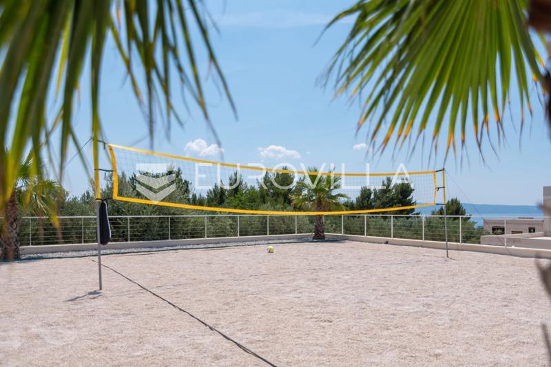 Podstrana, moradia recém-construída com piscina e vistas panorâmicas para o mar - 7