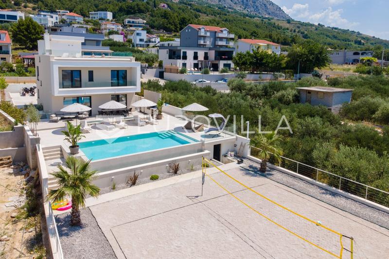 Podstrana, moradia recém-construída com piscina e vistas panorâmicas para o mar - 36
