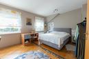 Osijek, Retfala - Belle Maison Familiale avec Garage, Jardin - 10
