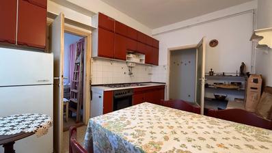 Zagreb, Centar, two-room apartment for renovation of 40 m²