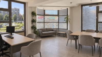 Osijek, City Centre - Commercial Space in an Attractive and High-Traffic Location, 133 m²