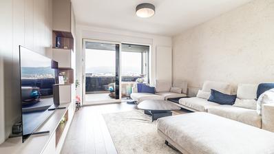 Zágráb, Heinzelova VMD, luxus négyszobás lakás 144 m² plusz két garázshely, tároló