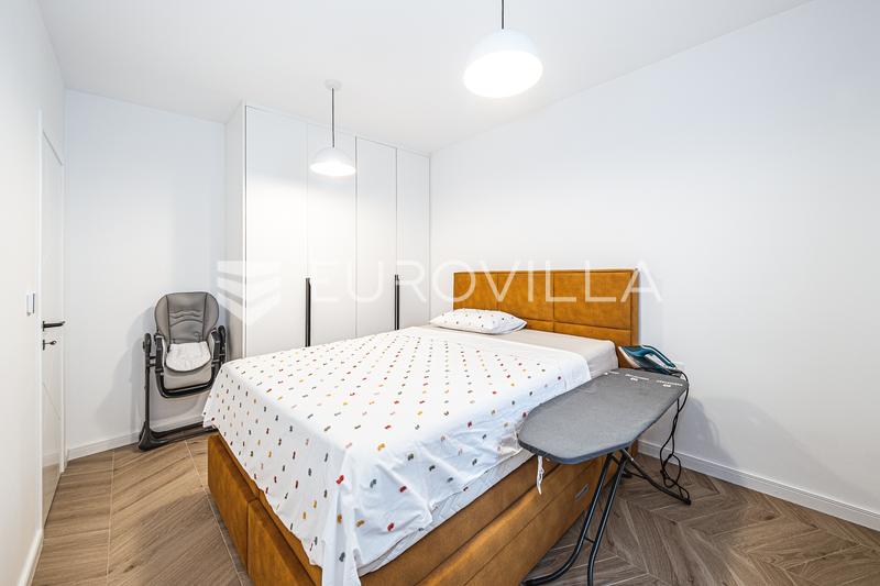Zagreb, Grmoscica - net alanı 148 m² olan lüks dört odalı bir daire - 12