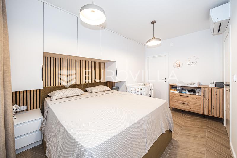 Zagreb, Grmoscica - net alanı 148 m² olan lüks dört odalı bir daire - 17