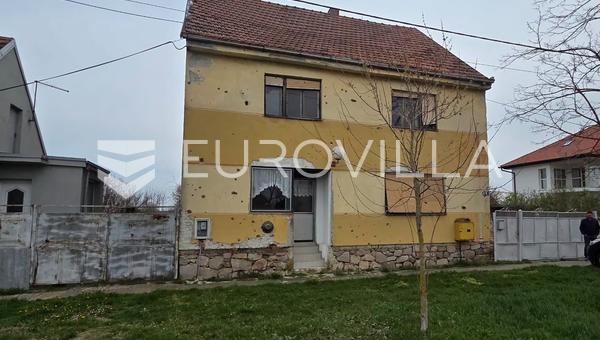 Osijek, Antunovac, Ivanovac kuća katnica 155 m² za adaptaciju