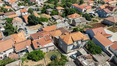 Otok Korčula, Blato, dvojna kuća u centru mjesta