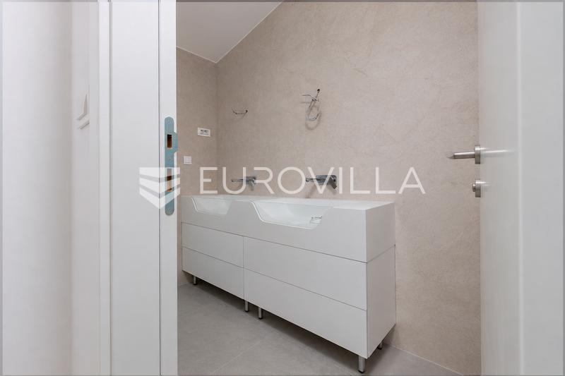 Opatija Privé, exclusivo ático de tres habitaciones 97,2 m², piscina, gimnasio - 14