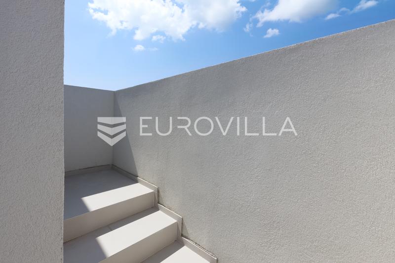 Opatija Privé, exclusivo ático de tres habitaciones 97,2 m², piscina, gimnasio - 18