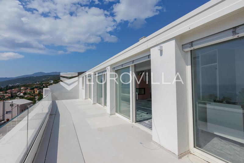 Opatija Privé, exclusivo ático de tres habitaciones 97,2 m², piscina, gimnasio - 4