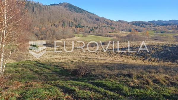 Gorski Kotar, Lokve - Güzel inşaat arazisi, 9.228 m²
