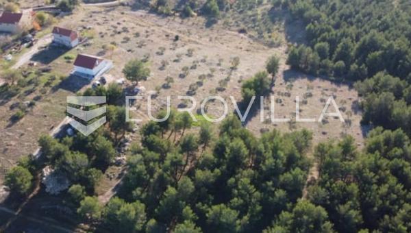 Skradin, Piramatovci, građevinsko zemljište, 3000 m²
