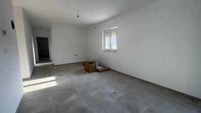 İstirya, Stinjan, 49,40 m² tek yatak odalı zemin kat daire ve otopark yeri - yeni inşaat