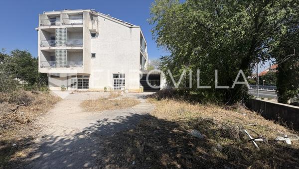 Vodice, hotel for renovation