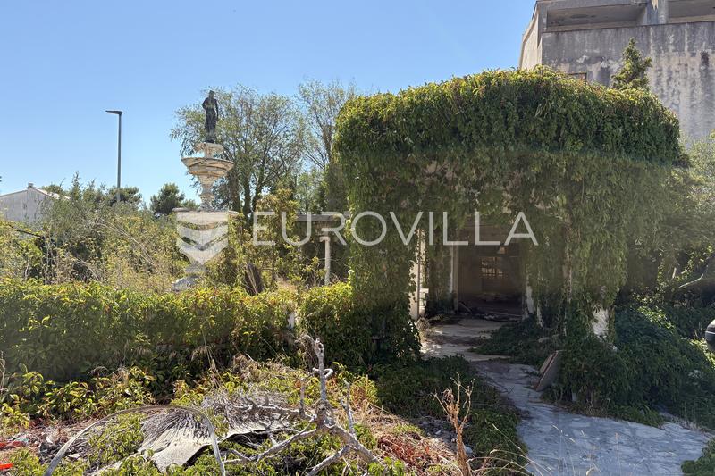 Vodice, hotel for renovation - 4