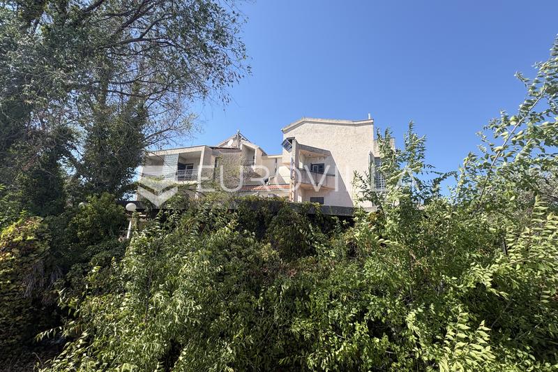 Vodice, hotel for renovation - 7