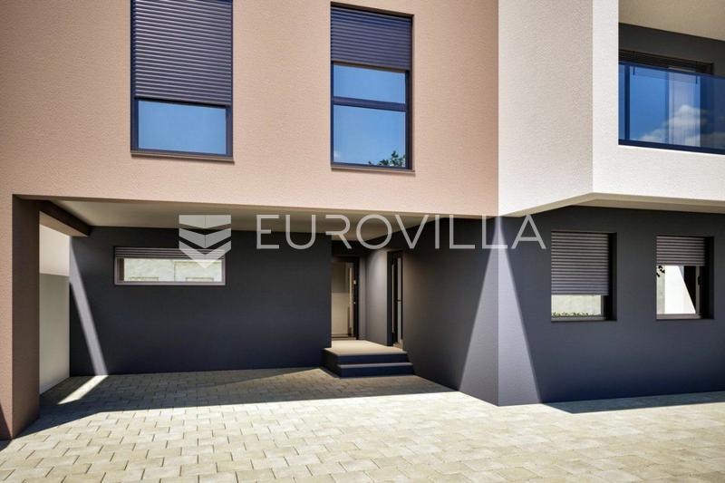 Osijek, Retfala, čtyřpokojový byt v moderní městské vile, 130 m - 1