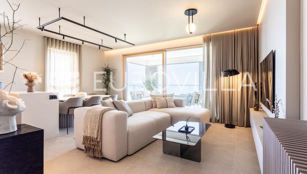Split, Bel Etage 2, luksuzan dvosoban stan 88 m², pogled na more, parking, dugoročno
