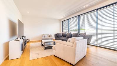 Zagreb, Srebrenjak, luksuzan četverosoban stan s neto korisnom površinom od 128 m²