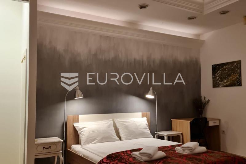 Karlovac, Center, apartment 50 m², renovated in a great location