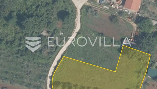 Ístria, Brtonigla, terreno edificável de 2195 m2
