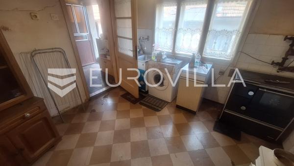 Karlovac, Dubovac, ev 115 m², mükemmel konum