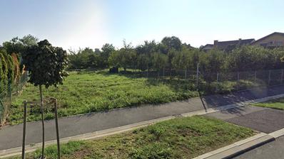 Bilje, građevinsko zemljište  za kuću na odličnoj lokaciji, 215 m2