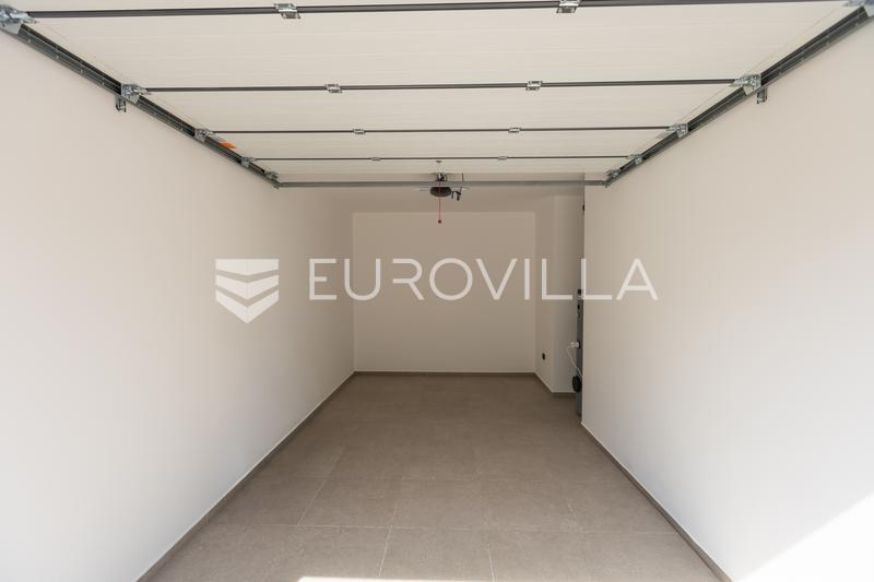 Medulin, Medulin - minőségi és modern ikerház A, fűtött medencével 30 m² és garázzsal, 146 m² - 32