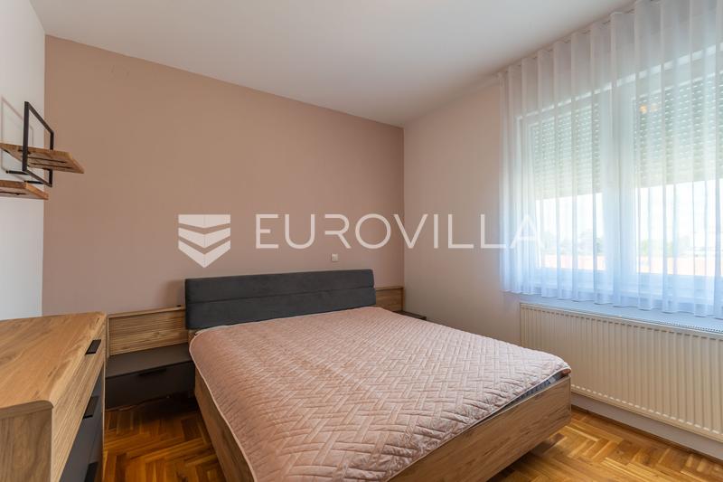 Varaždin, Pos naselje, novouređen trosoban stan površine 77 m² - 5