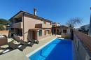Istrie, Pula, maison avec piscine à louer à long terme près du centre - 1