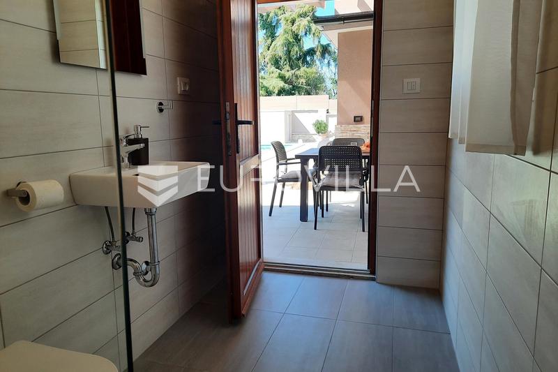 Istrie, Pula, maison avec piscine à louer à long terme près du centre - 16