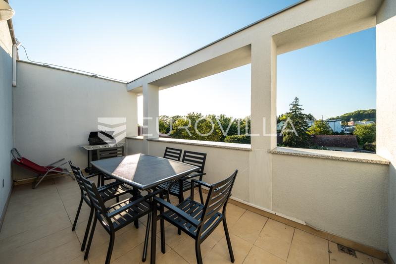 Zagreb, Podsused - Lys 116,46 m² toppleilighet med en 15 m² terrasse som tilbyr åpen utsikt og parkering - 16