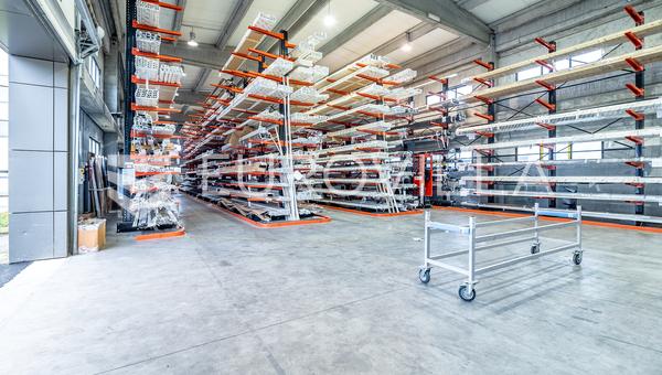 Zagreb, Jankomir, business and warehouse hall 853 m² with office space 56 m² .