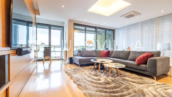 Zagreb, Sveti Duh, luksuzan trosoban stan 2 parkirna mjesta 126 m²