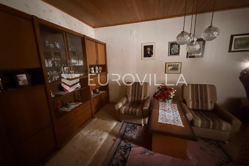 Vinkovci, Centrum, Huis van 211 m² op 740 m² Grond - 5