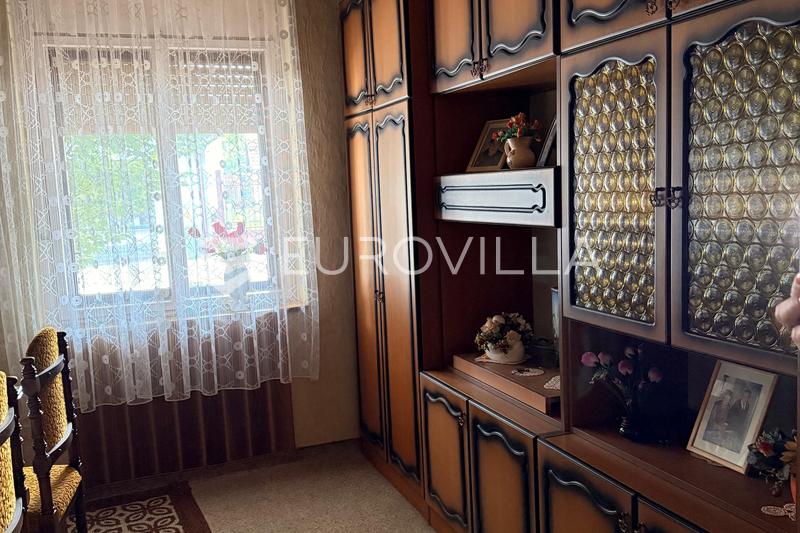 Vinkovci, Centrum, Huis van 211 m² op 740 m² Grond - 12